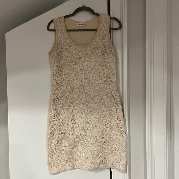 Calvin Klein - Picture 1 of 6